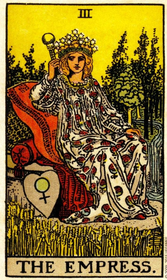 La Emperatriz en el Tarot: Abundancia, Fertilidad y Poder Creativo