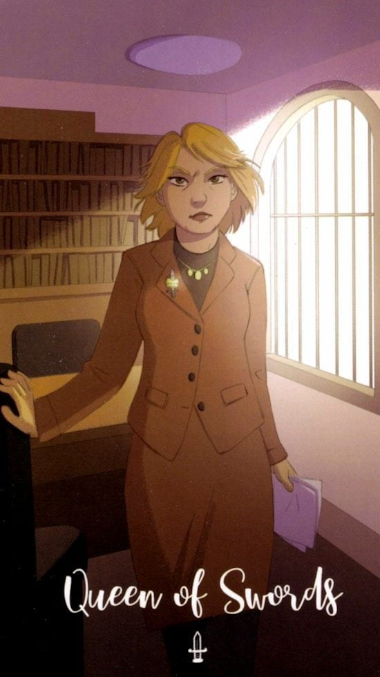 Reina de Espadas — Cosmic Cycles Tarot