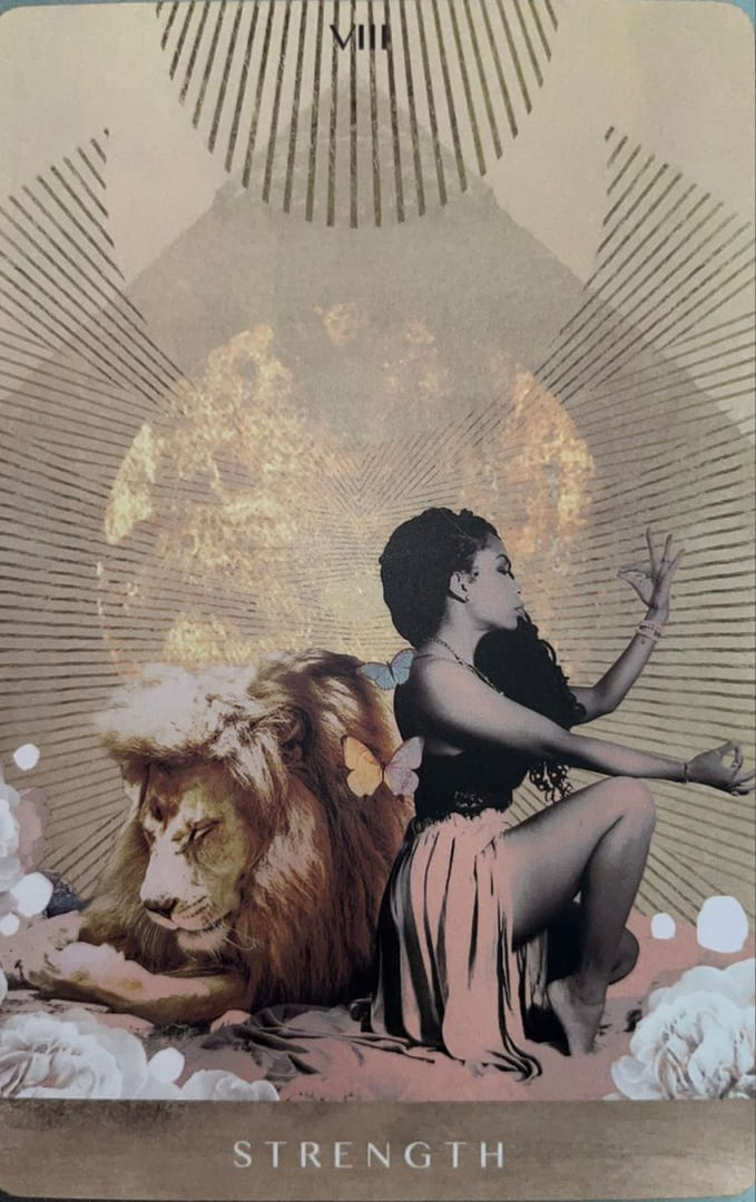 La Fuerza — The Moonchild Tarot